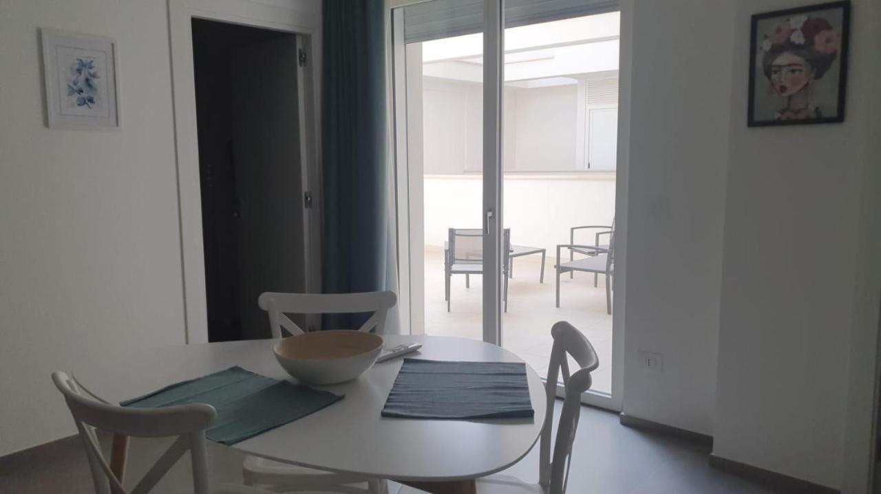 דירות בארי Casa Di Monique 1 מראה חיצוני תמונה