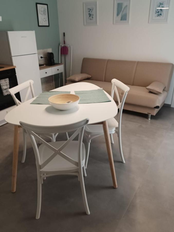 דירות בארי Casa Di Monique 1 מראה חיצוני תמונה